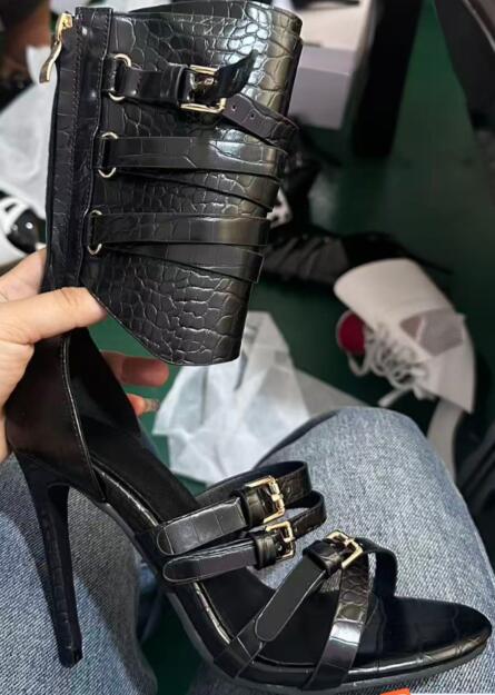 섹시한 블랙 가죽 오픈토 크로스 벨트 버클 스트랩 샌들 - Sandal Strappy Heeled 리뷰 및 가격