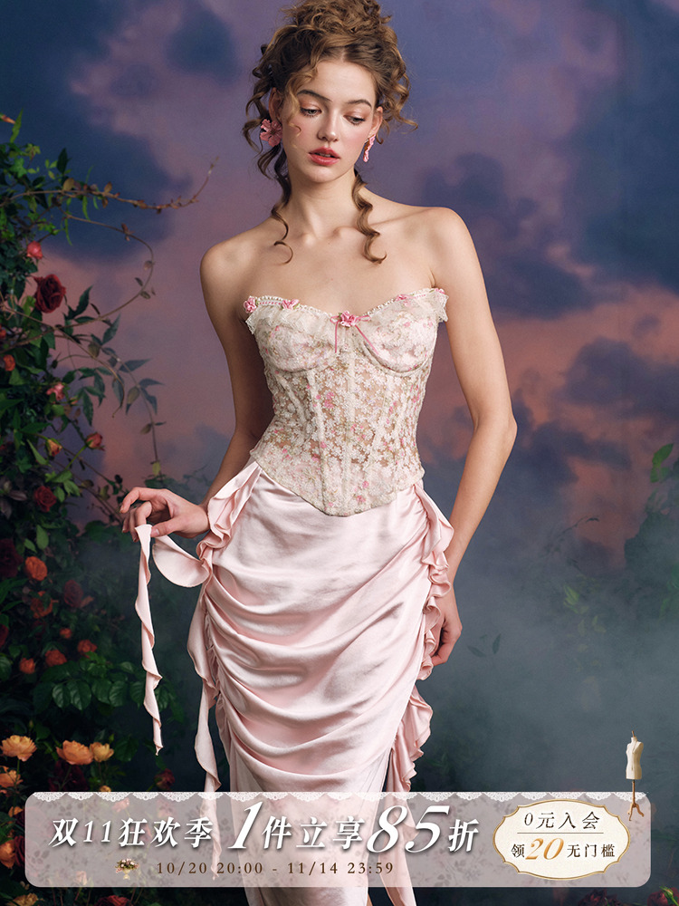 레이스메이드 오리지널 디자인 동화 같은 무거운 꽃무늬  - Midi Skirt Floral 리뷰 및 가격