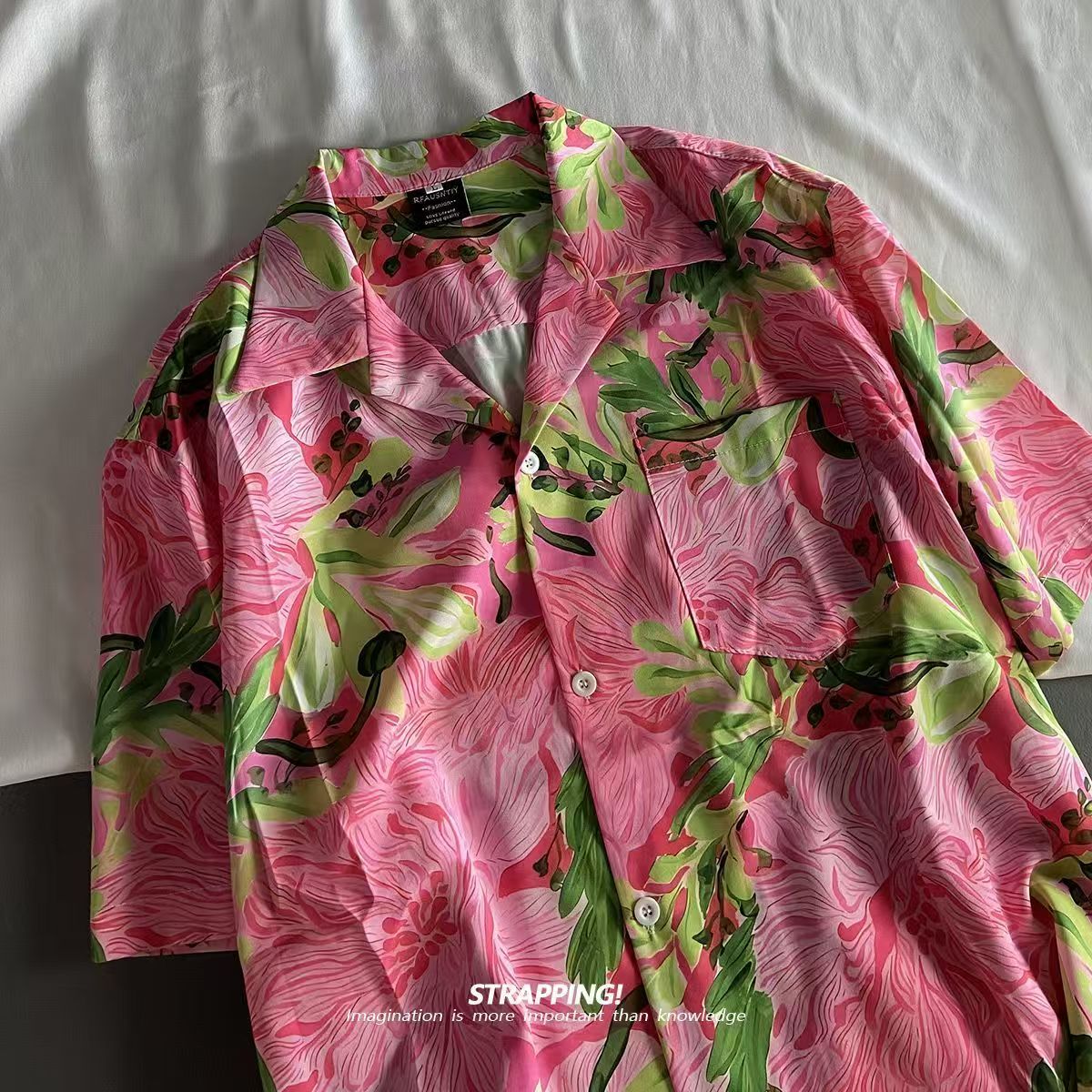 핑크 낙서 꽃 쿠바 칼라 하와이 셔츠 여성과 남성 짧은 - Romper Floral Print 리뷰 및 가격